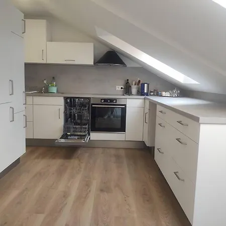 Moderne Mit Balkon 5 Minuten Von Basel